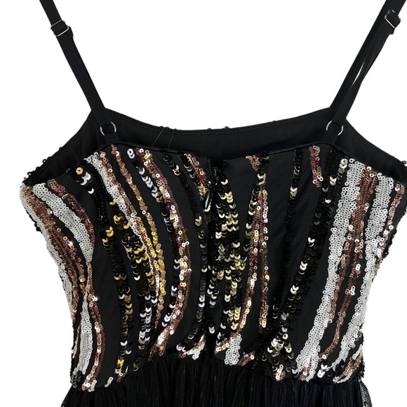 Dress The Population Sequin Mesh Tiered‎ Dress - Picture 7 of 10